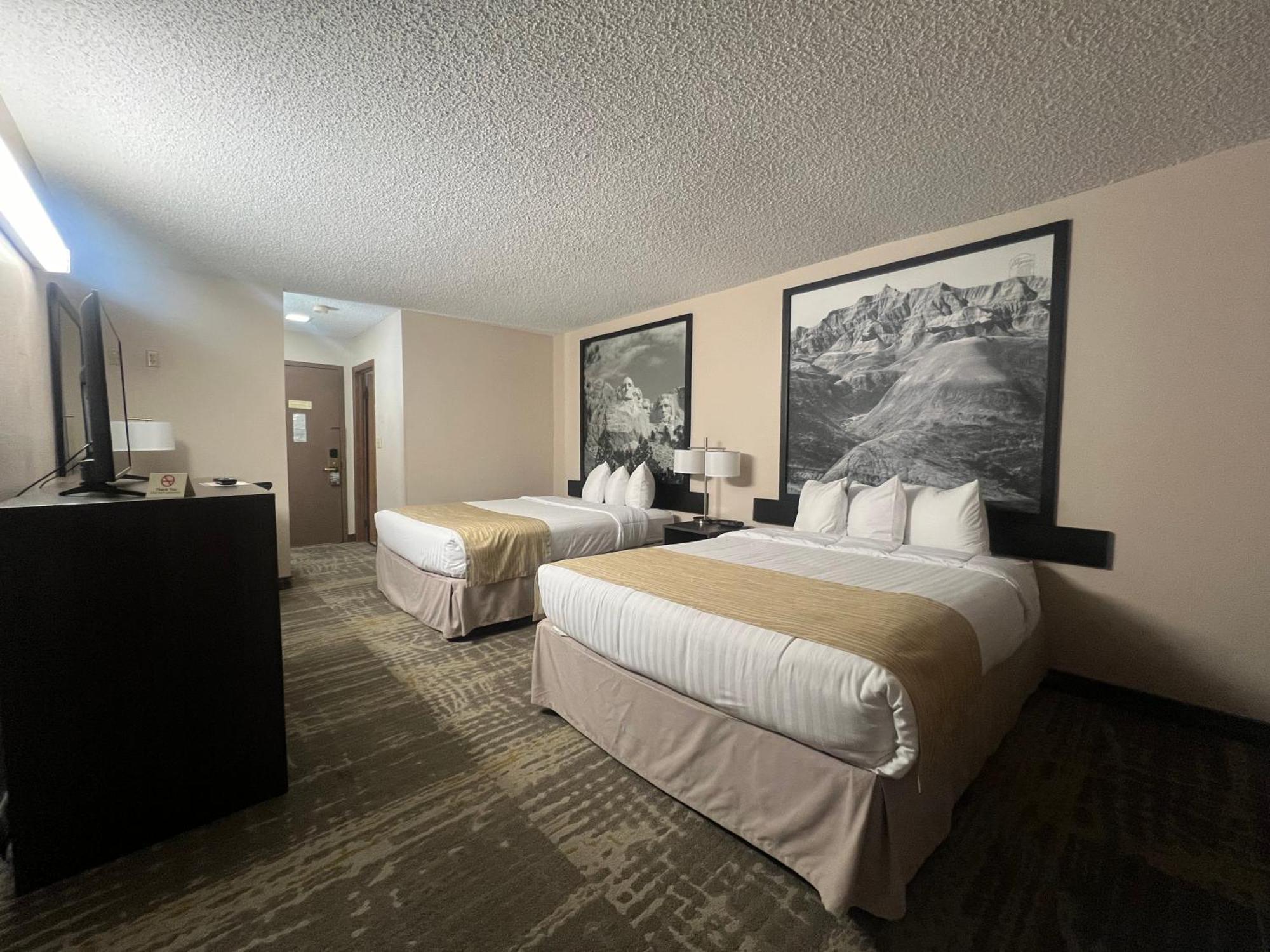 Super 8 By Wyndham Sturgis Hotel Luaran gambar