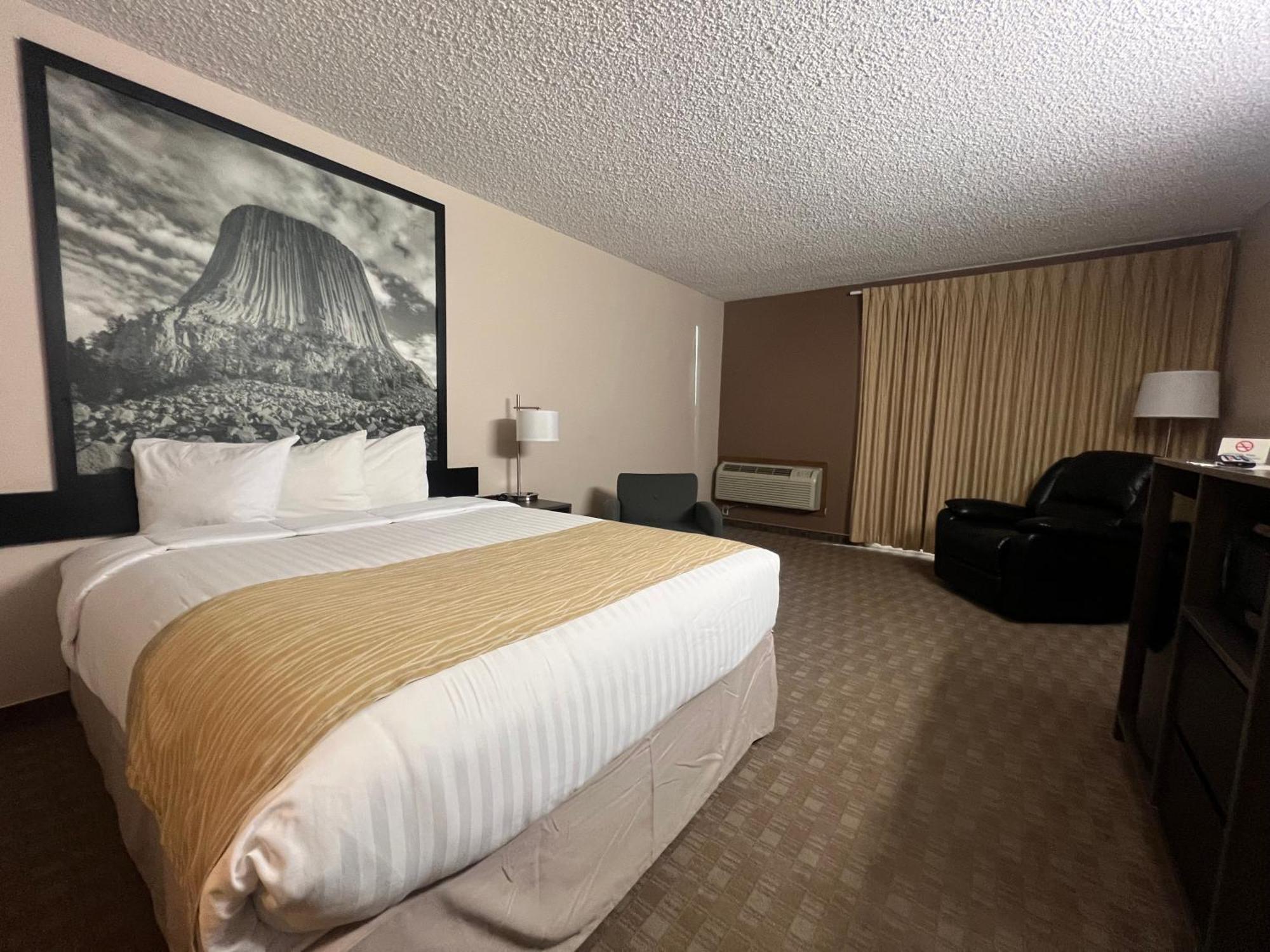 Super 8 By Wyndham Sturgis Hotel Luaran gambar